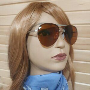 Elegant Black and Brown Aviator Sunglasses